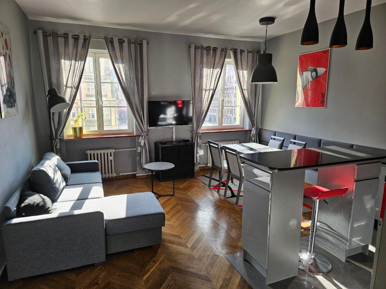 Rynek Market Square Tectum Apartments — Photos 1
